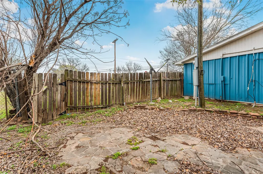 124 12th Street Somerville, TX 77879