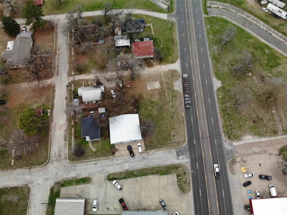 124 12th Street Somerville, TX 77879