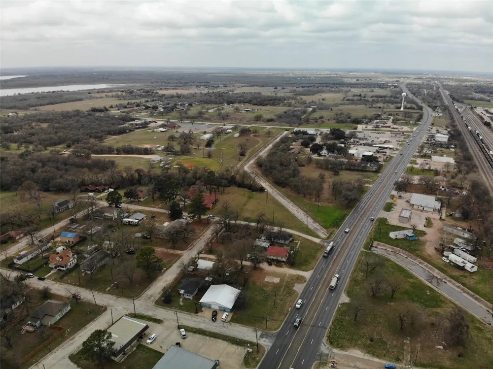 124 12th Street Somerville, TX 77879