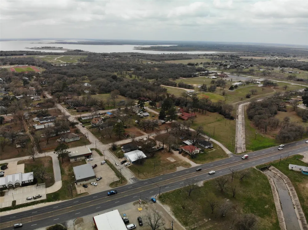 124 12th Street Somerville, TX 77879