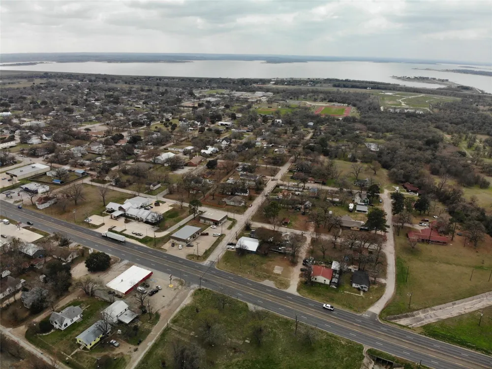 124 12th Street Somerville, TX 77879