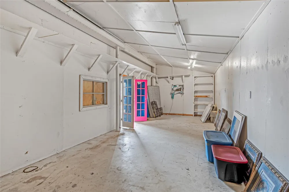 124 12th Street Somerville, TX 77879
