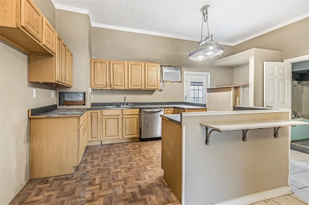 124 12th Street Somerville, TX 77879