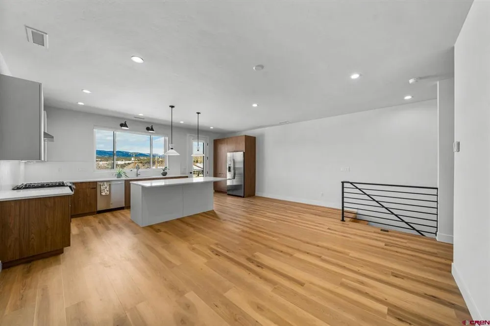 209 TREELINE STREET Durango, CO 81303