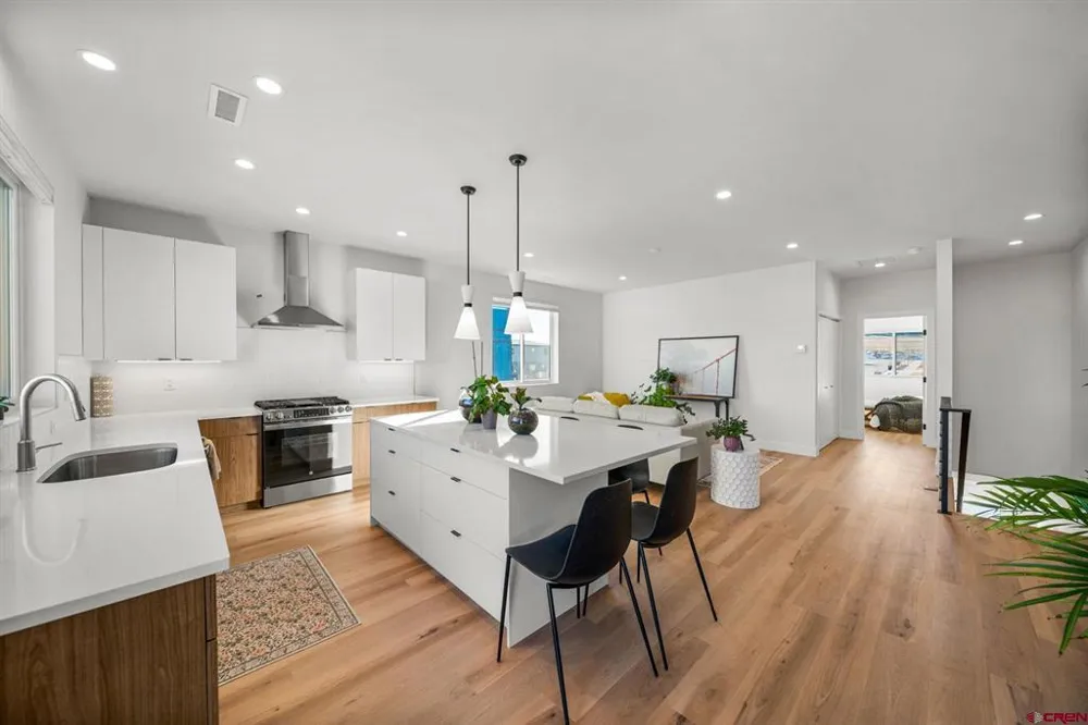211 Treeline Street Durango, CO 81303