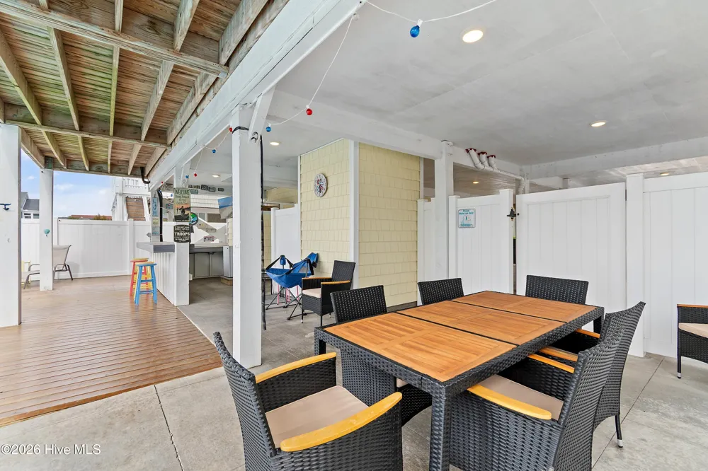 115 Deal Drive Holden Beach, NC 28462