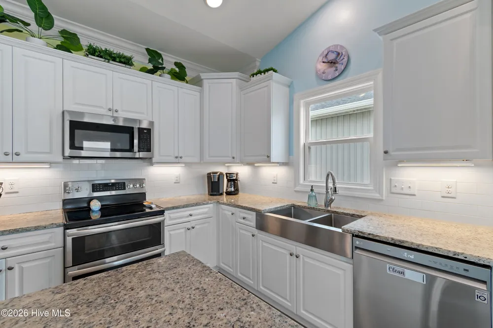 115 Deal Drive Holden Beach, NC 28462