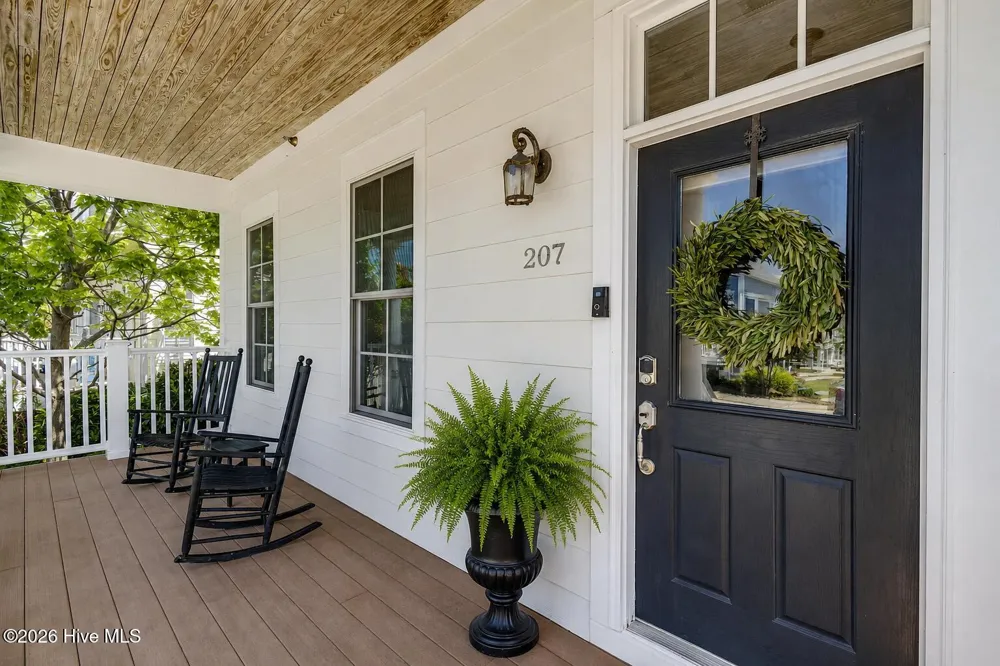 207 S Academy Street Washington, NC 27889