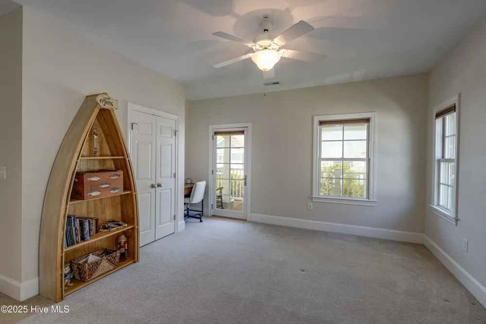 207 S Academy Street Washington, NC 27889