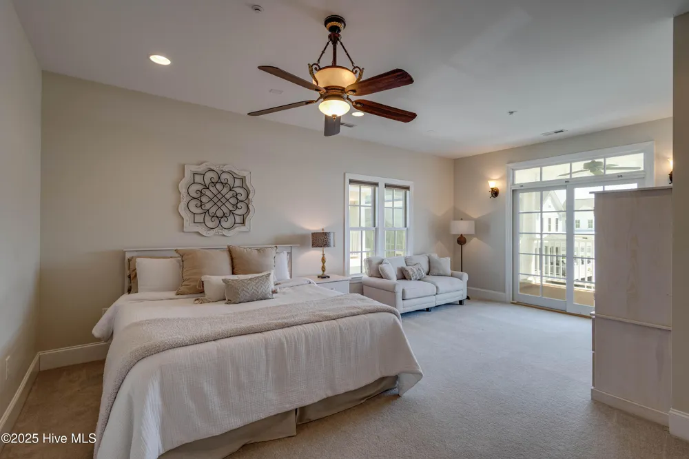 207 S Academy Street Washington, NC 27889