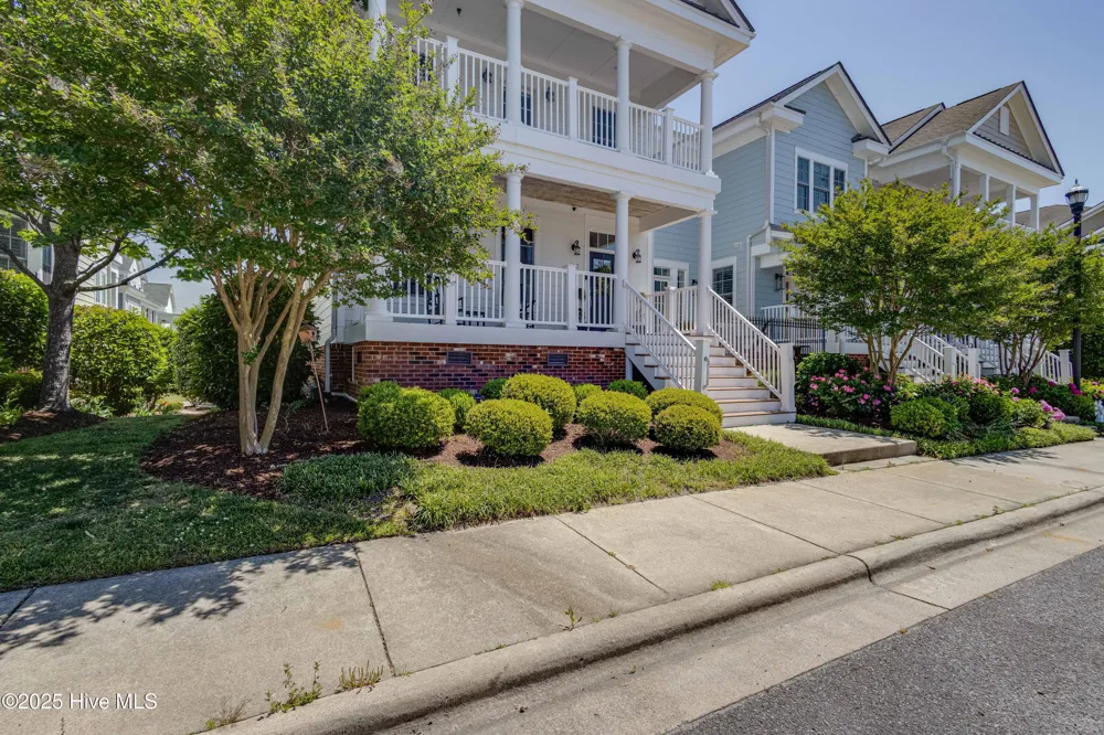 207 S Academy Street Washington, NC 27889