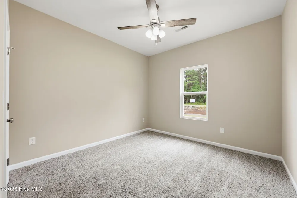 2624 Fountaintown Road Chinquapin, NC 28521