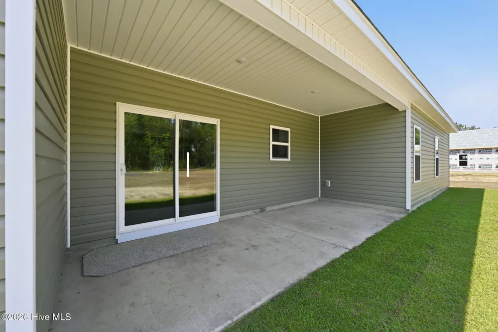 2624 Fountaintown Road Chinquapin, NC 28521