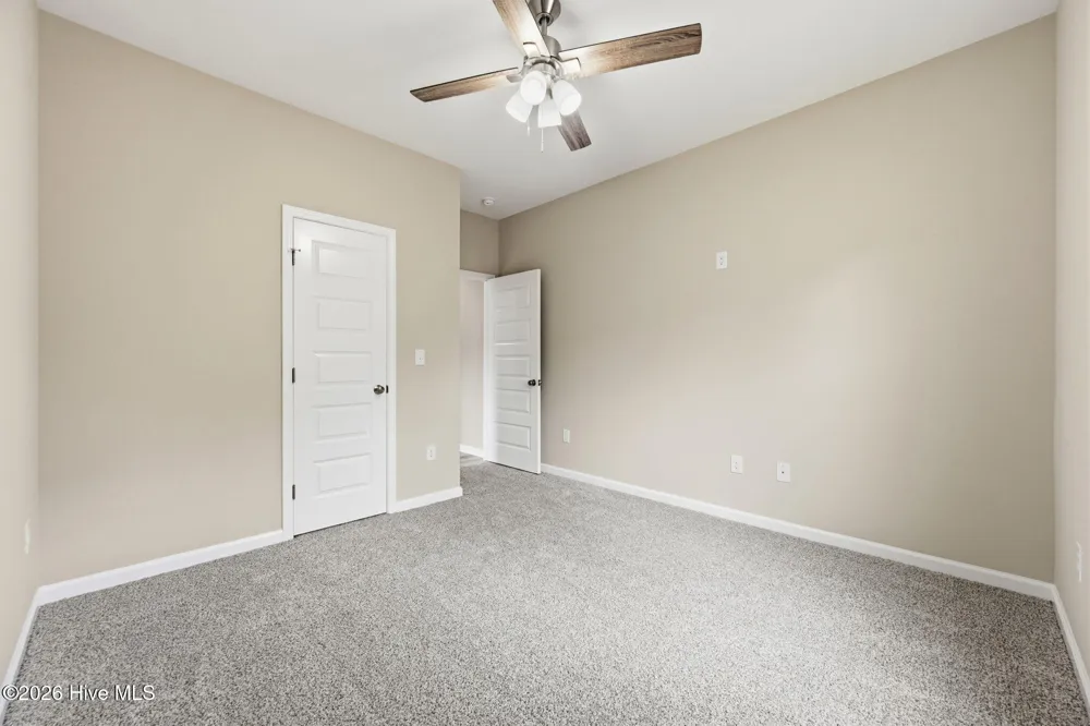 2624 Fountaintown Road Chinquapin, NC 28521