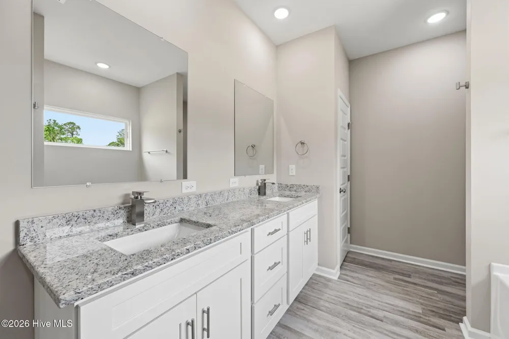 2624 Fountaintown Road Chinquapin, NC 28521
