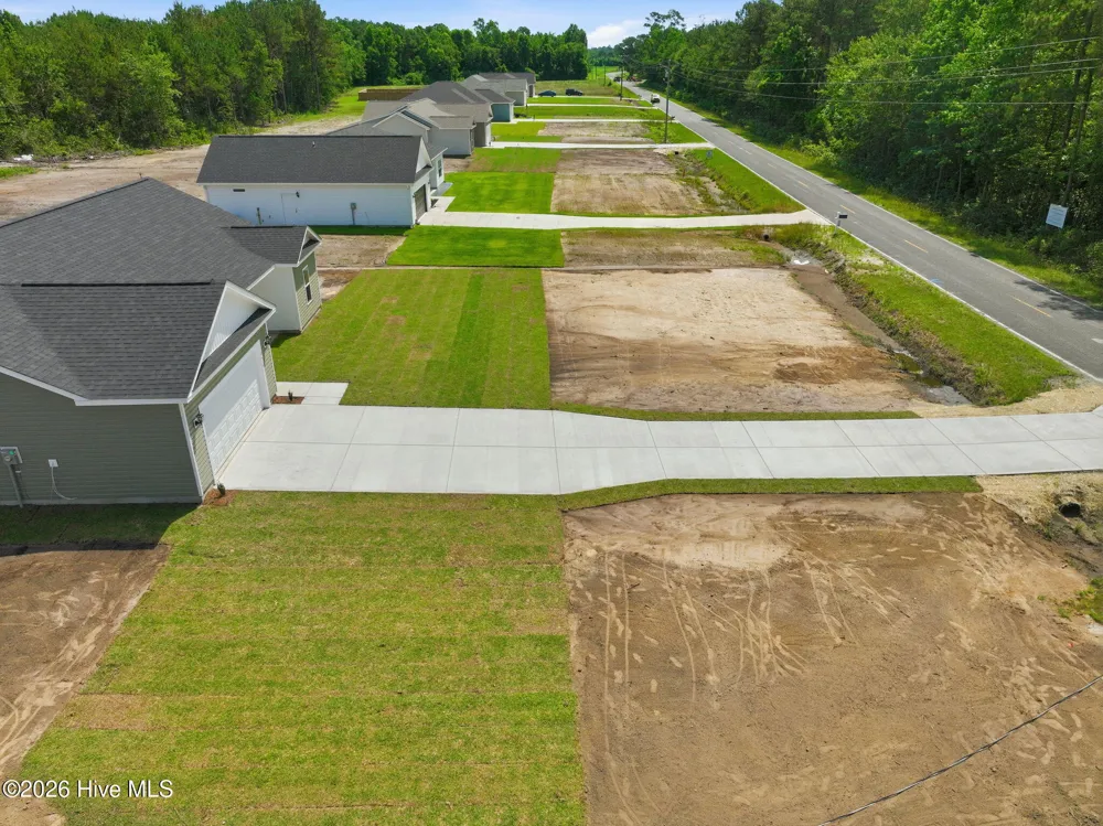 2624 Fountaintown Road Chinquapin, NC 28521