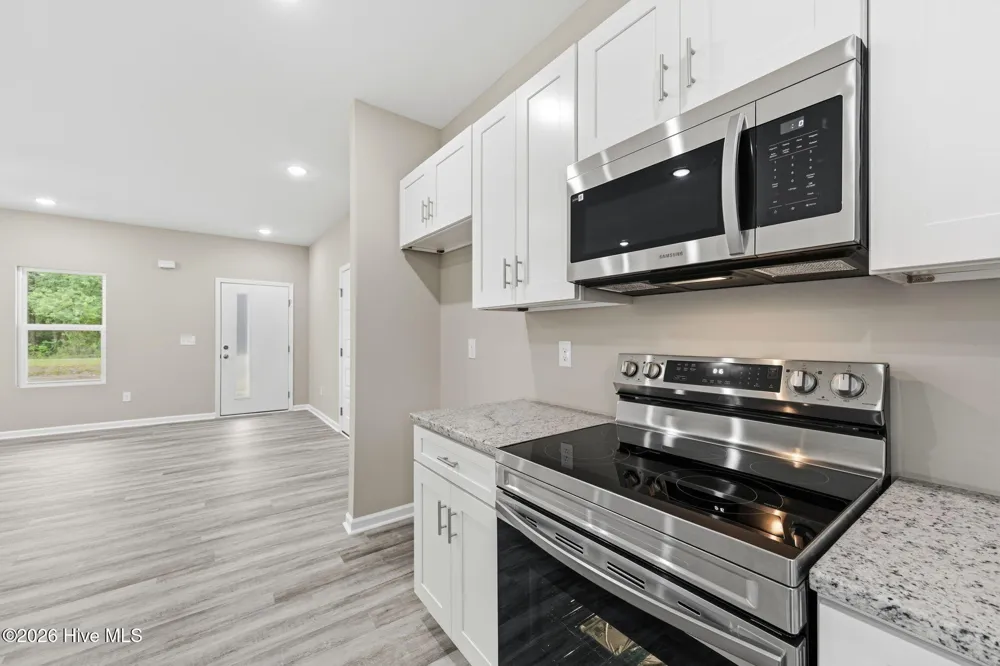 2624 Fountaintown Road Chinquapin, NC 28521