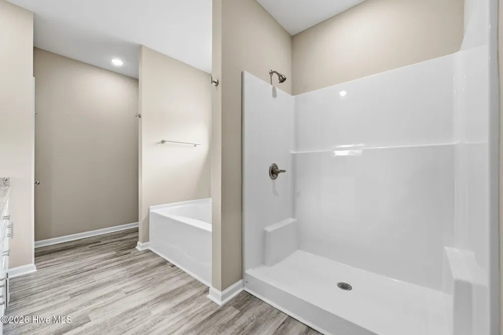2624 Fountaintown Road Chinquapin, NC 28521