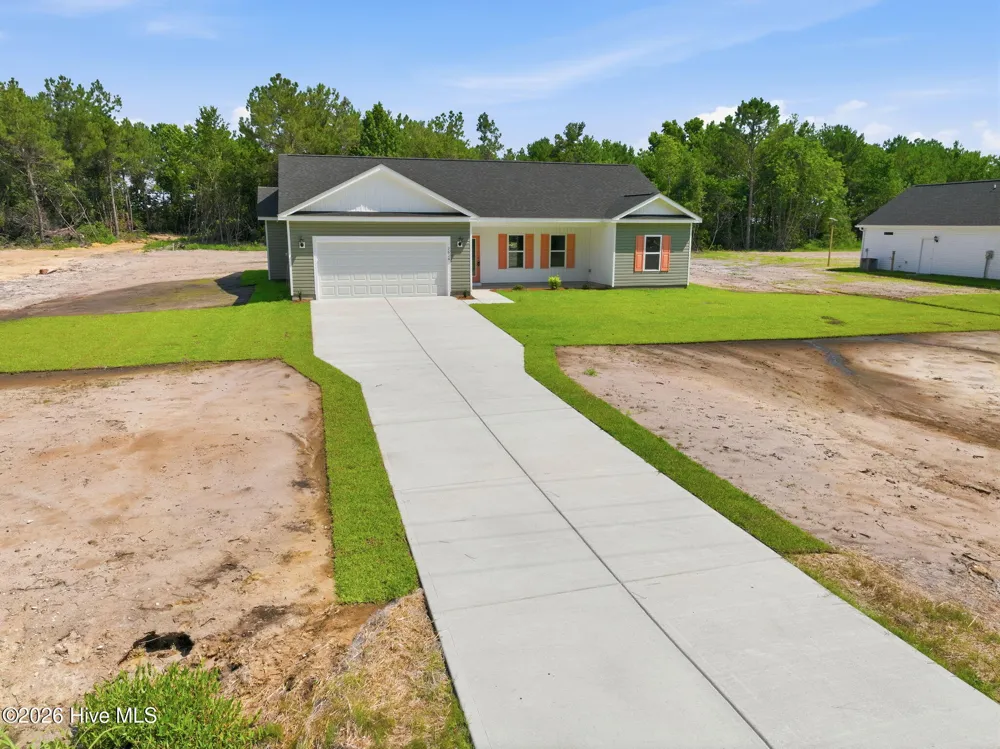 2624 Fountaintown Road Chinquapin, NC 28521