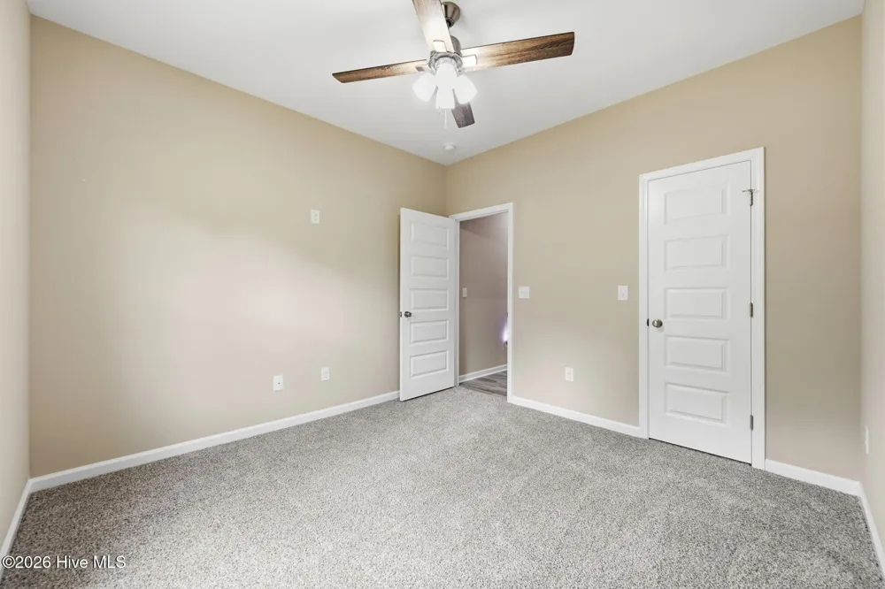 2624 Fountaintown Road Chinquapin, NC 28521