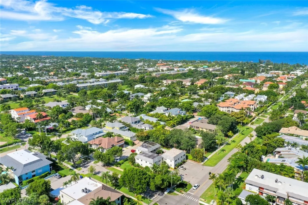 10th Avenue #5 Naples, FL 34102