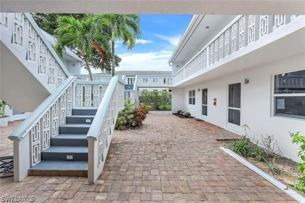 10th Avenue #5 Naples, FL 34102