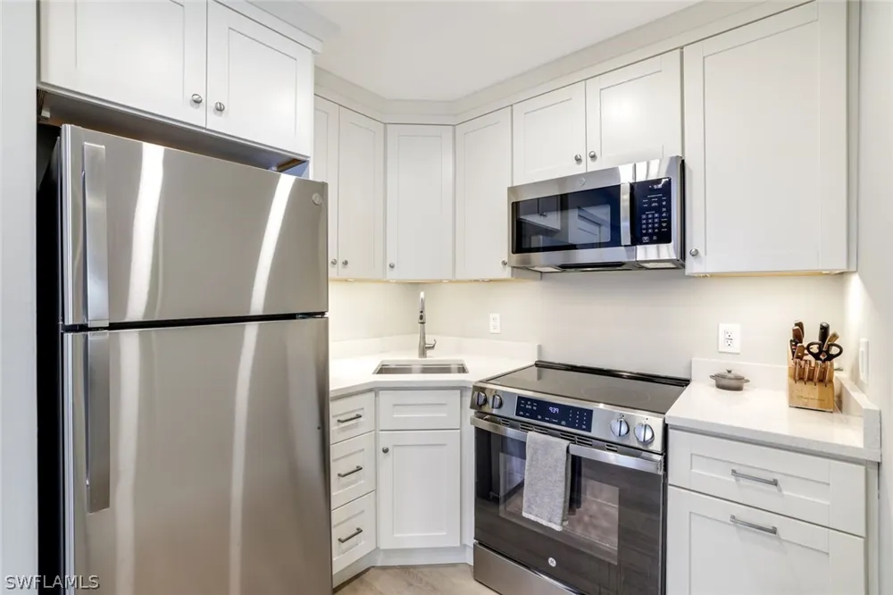10th Avenue #5 Naples, FL 34102