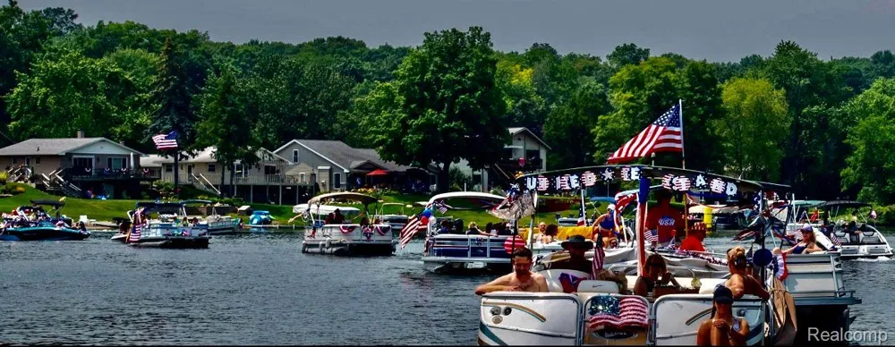 10418 KING ROAD Springfield Charter Township, MI 48350