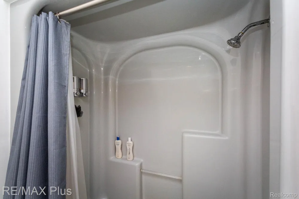1380 Pratt Drive Elba Township, MI 48446