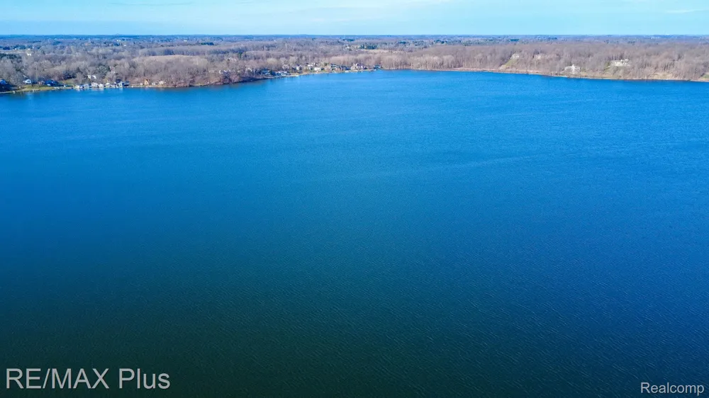 1380 Pratt Drive Elba Township, MI 48446
