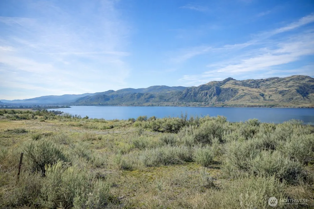 202 Village Way Oroville, WA 98844