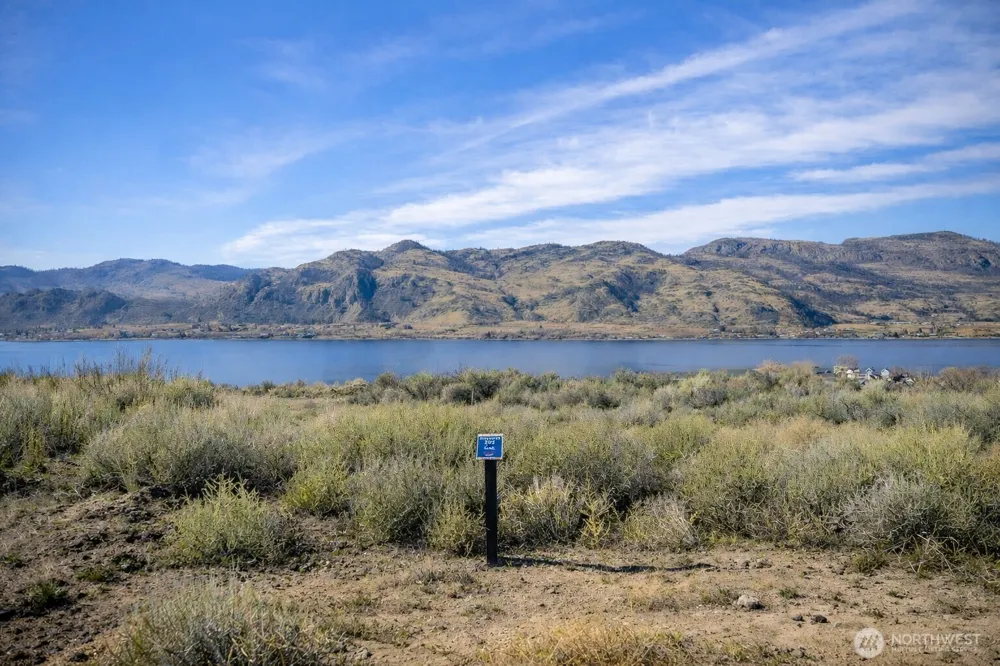 202 Village Way Oroville, WA 98844