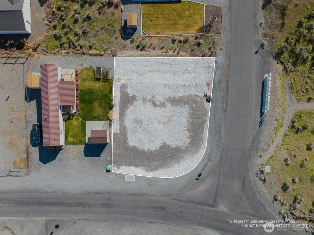 602 Edgewater Way SW Mattawa, WA 99349