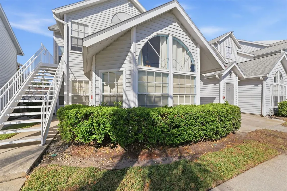 12245 ARMENIA GABLES CIRCLE #12245 Tampa, FL 33612