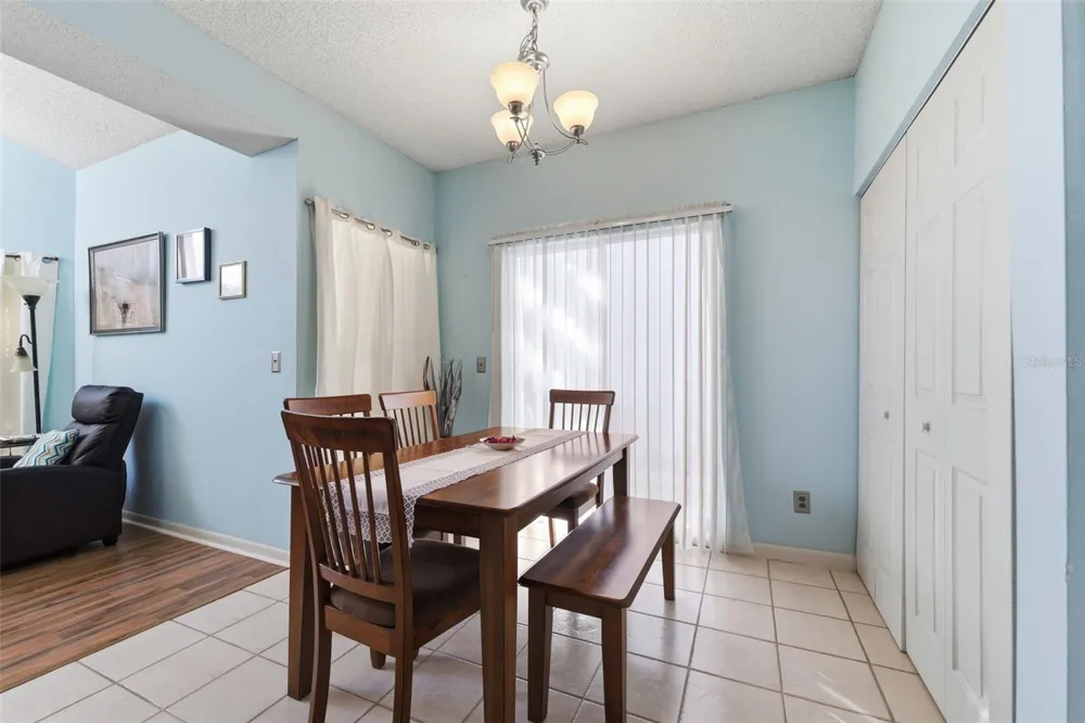 12245 ARMENIA GABLES CIRCLE #12245 Tampa, FL 33612