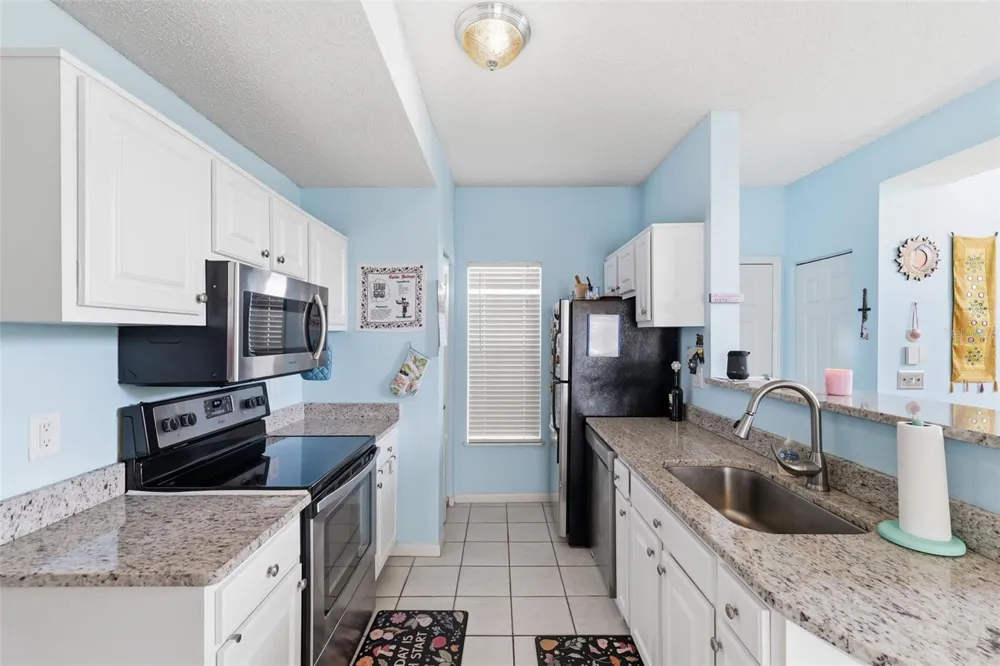 12245 ARMENIA GABLES CIRCLE #12245 Tampa, FL 33612