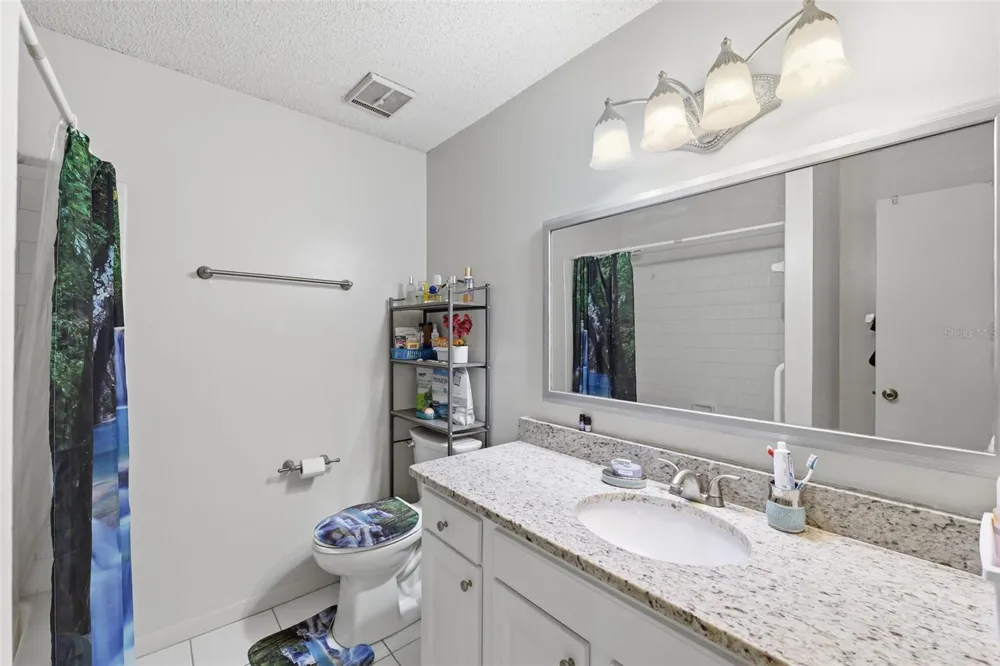 12245 ARMENIA GABLES CIRCLE #12245 Tampa, FL 33612
