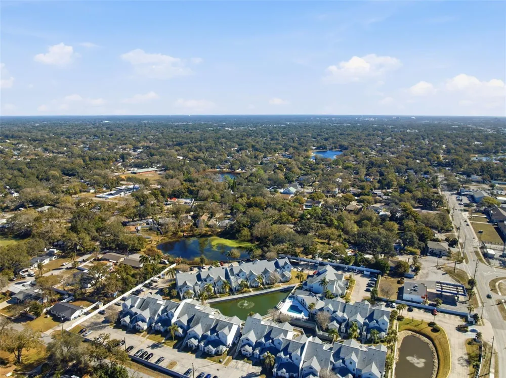 12245 ARMENIA GABLES CIRCLE #12245 Tampa, FL 33612