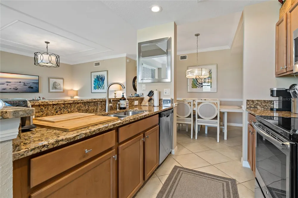 7015 RIVER HAMMOCK DRIVE #306 Bradenton, FL 34212