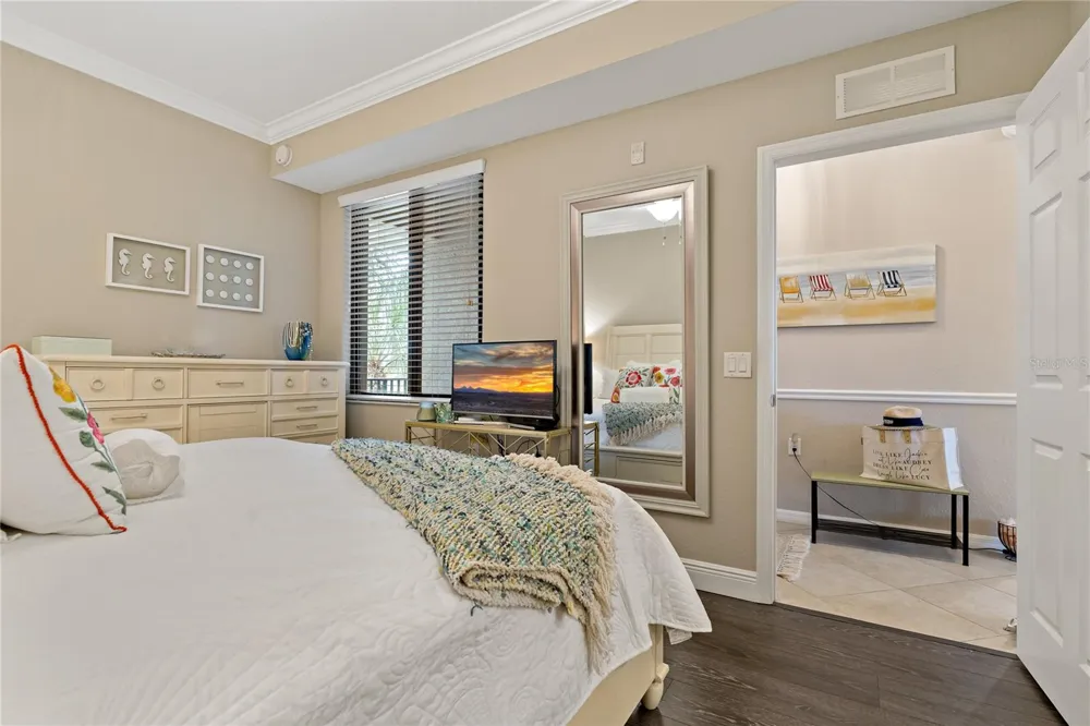 7015 RIVER HAMMOCK DRIVE #306 Bradenton, FL 34212
