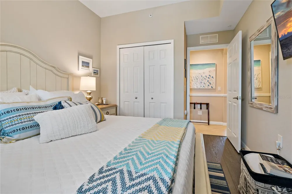 7015 RIVER HAMMOCK DRIVE #306 Bradenton, FL 34212