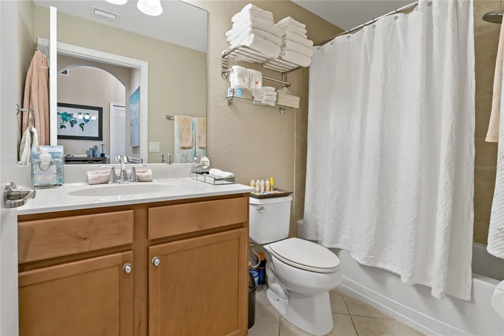 7015 RIVER HAMMOCK DRIVE #306 Bradenton, FL 34212