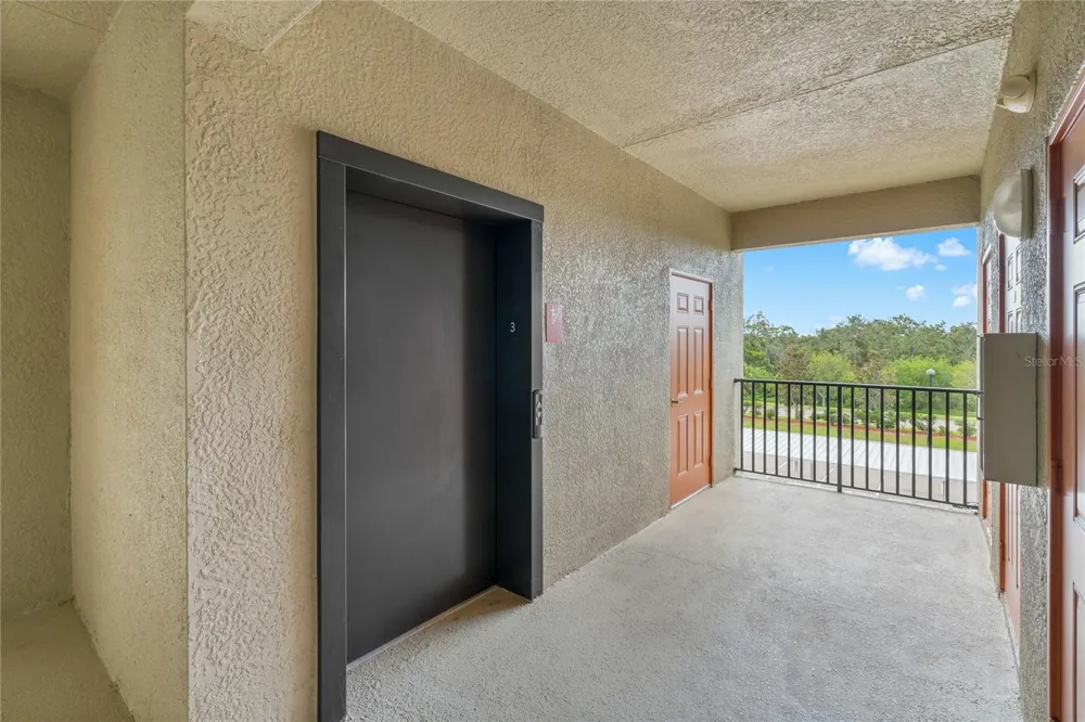 7015 RIVER HAMMOCK DRIVE #306 Bradenton, FL 34212