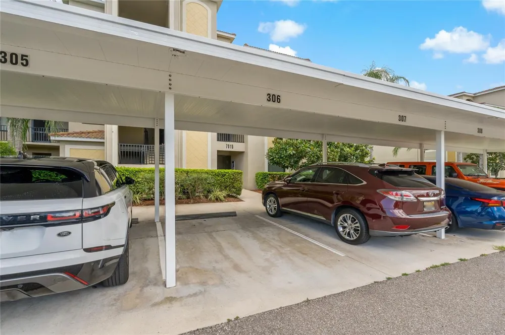 7015 RIVER HAMMOCK DRIVE #306 Bradenton, FL 34212