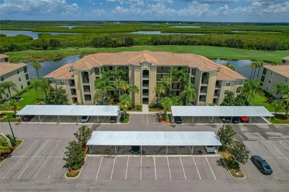7015 RIVER HAMMOCK DRIVE #306 Bradenton, FL 34212