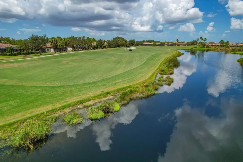 7015 RIVER HAMMOCK DRIVE #306 Bradenton, FL 34212