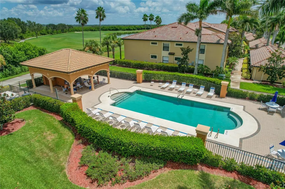 7015 RIVER HAMMOCK DRIVE #306 Bradenton, FL 34212