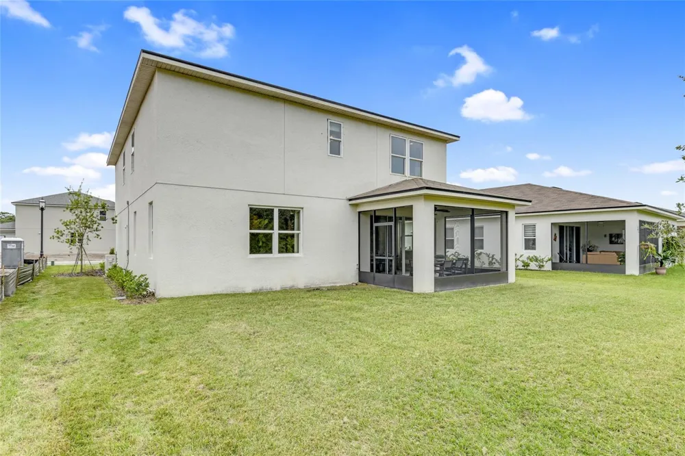 168 FLAG LILLY LANE Umatilla, FL 32784