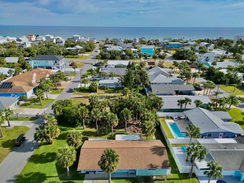319 N 7TH ST Flagler Beach, FL 32136