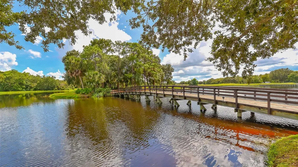 7318 WINDEMERE LANE University Park, FL 34201